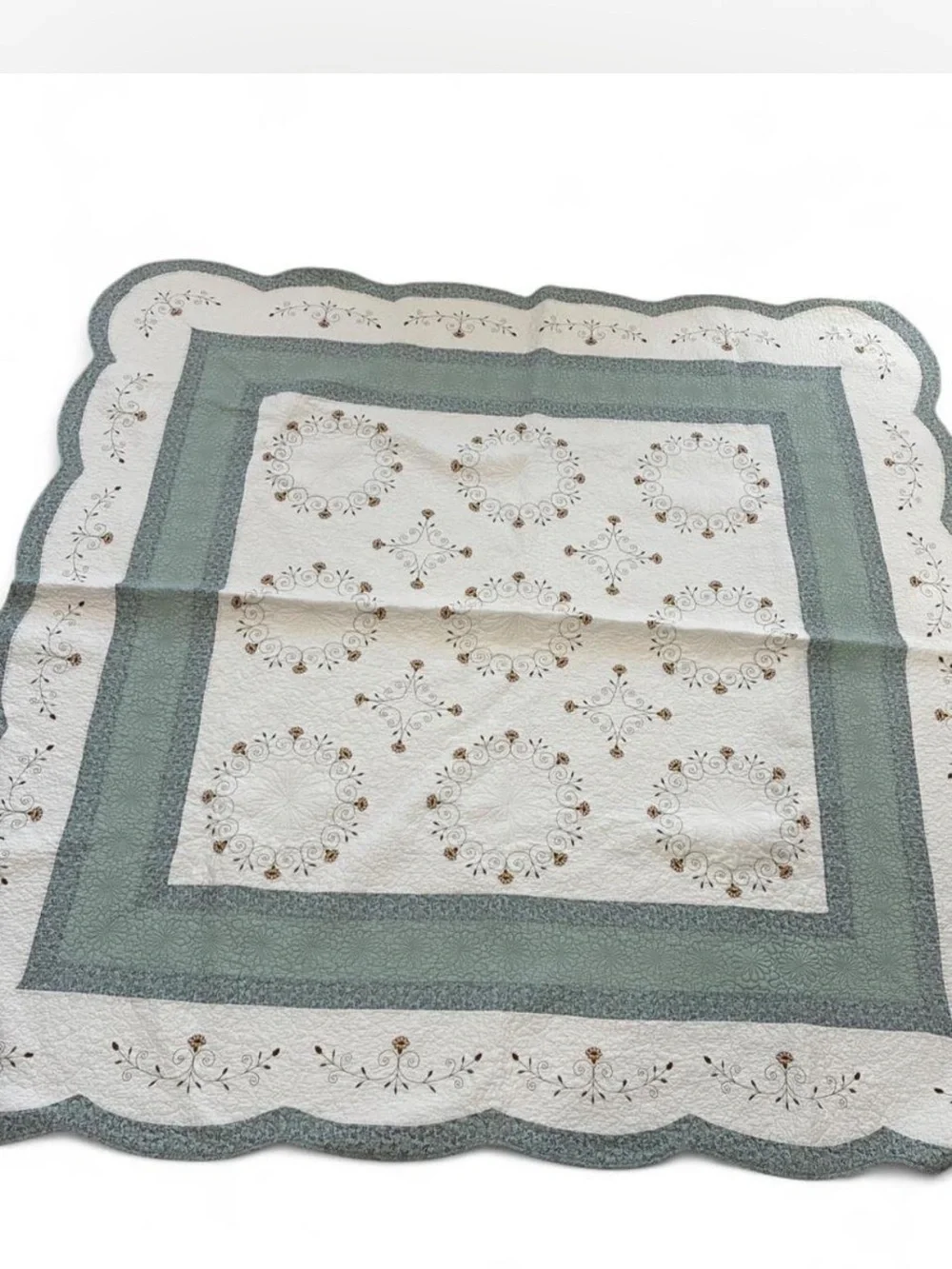 Home Classics Green and White Embroidered Quilt